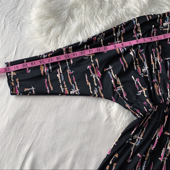 Slouchy Kimono Top • Deep V-Neck Dress - Picture 7 of 10